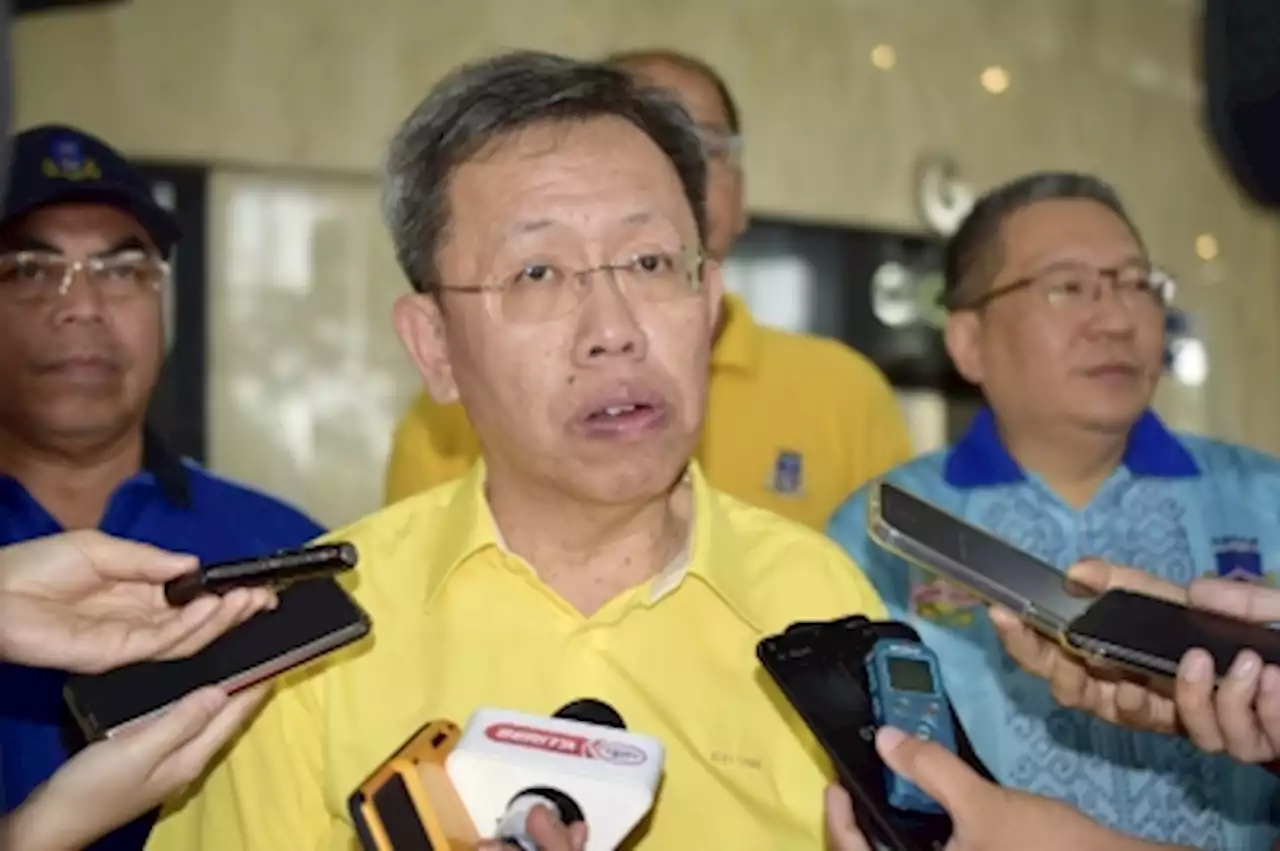 Sarawak deputy premier urges people to keep their guard up to contain rabies