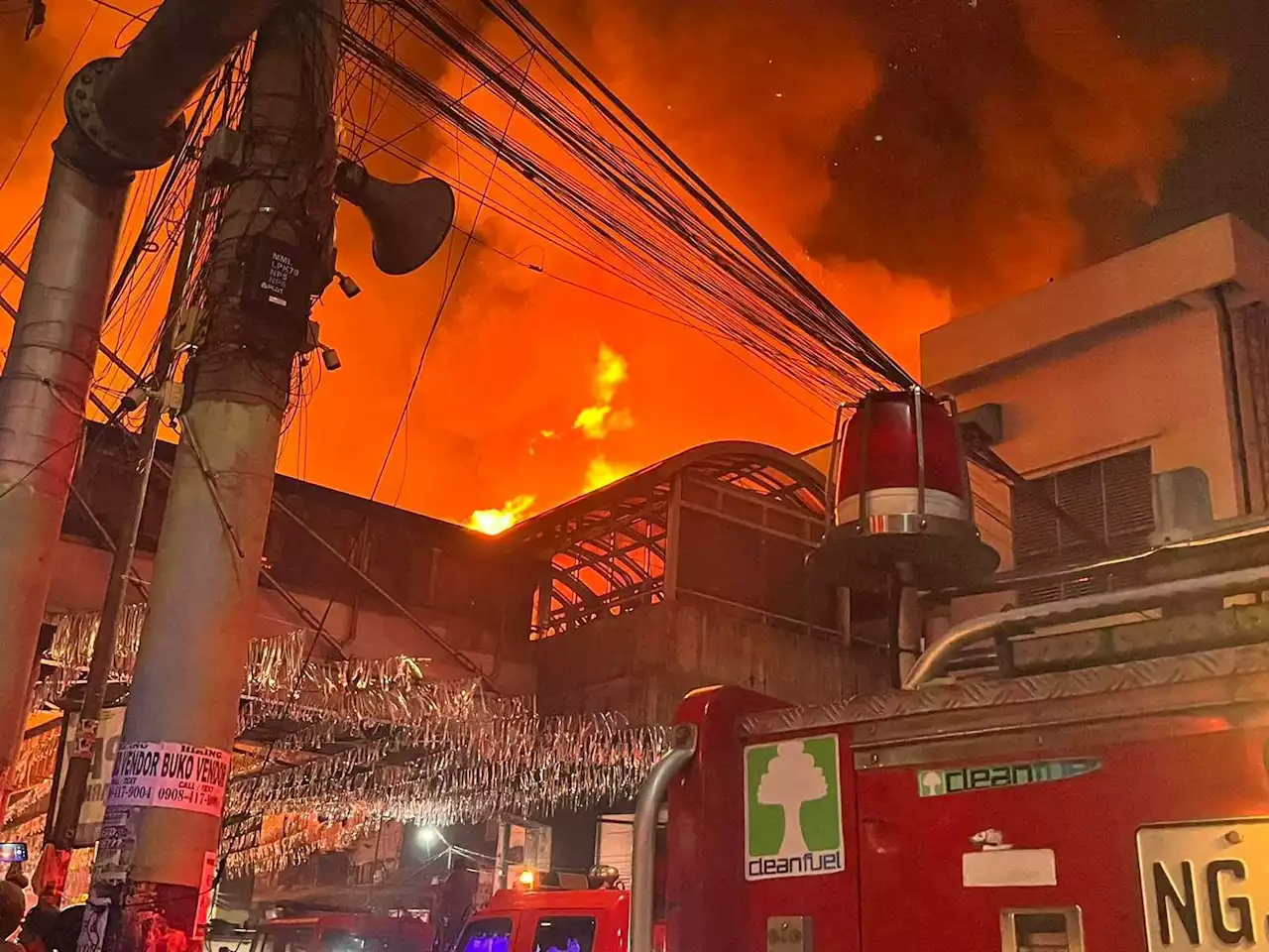 1 dead, 4 injured in Sta. Cruz fire