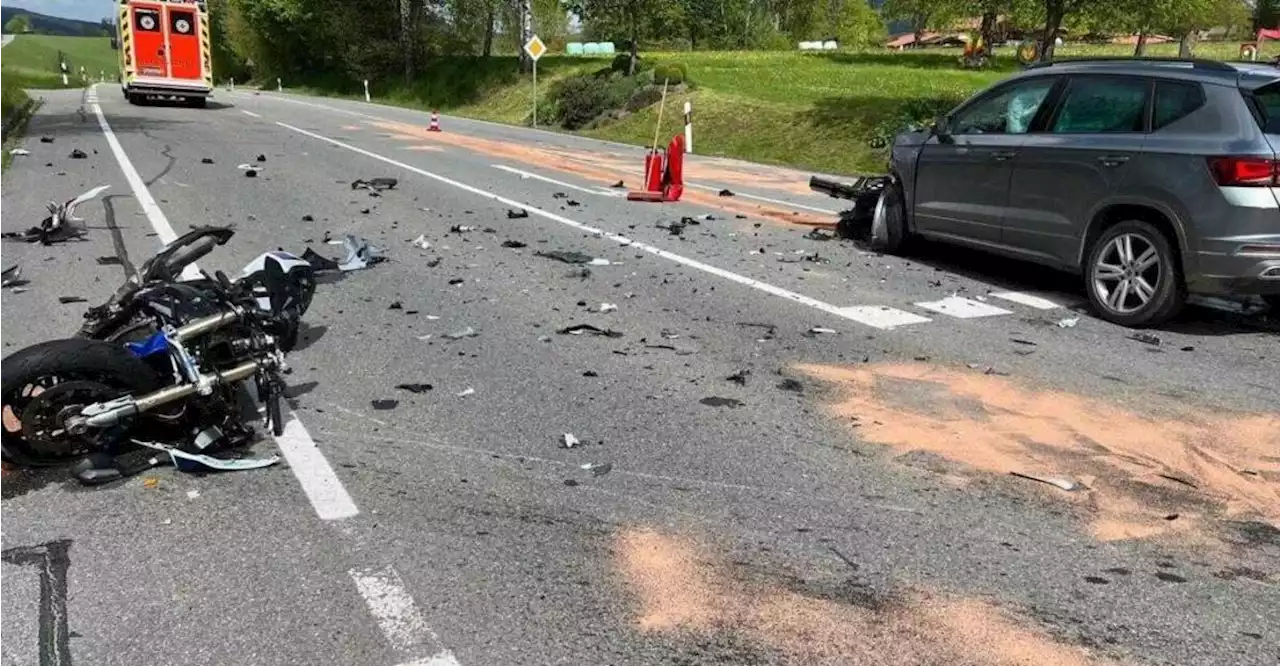 Unfall bei Arnbruck: Motorradfahrer schwerst verletzt – Staatsstraße gesperrt