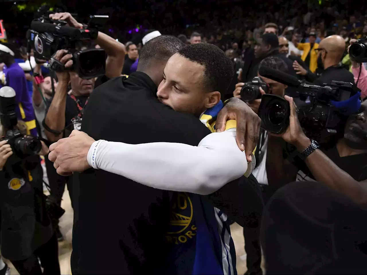 LeBron James, Lakers eliminate champion Warriors with Game 6 win