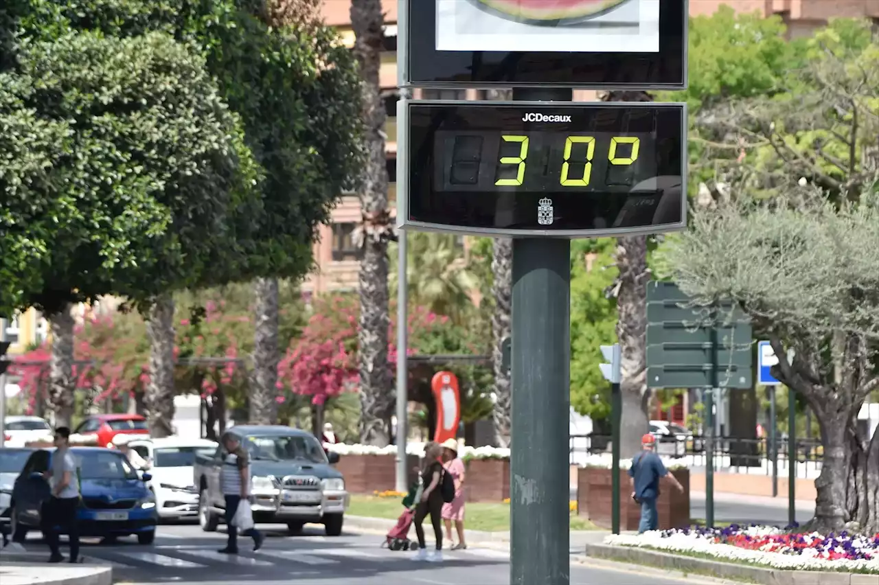 Las altas temperaturas que obligarán a Sanidad a tomar medidas: de los 26 grados de Asturias a los 41,5 de Córdoba