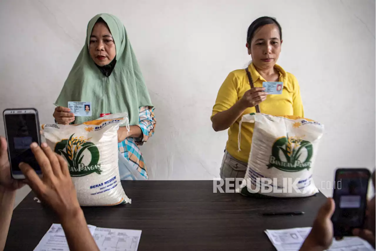 Badan Pangan Minta Bulog Percepat Penyaluran Bantuan Beras |Republika Online