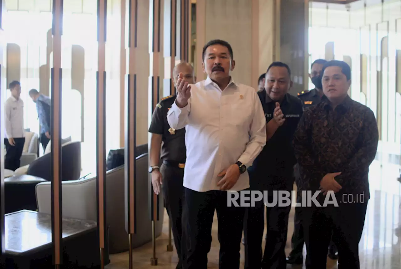 Jaksa Agung Minta Jaksa EKT Pelaku Pemerasan Guru SD di Batubara Dipidana |Republika Online