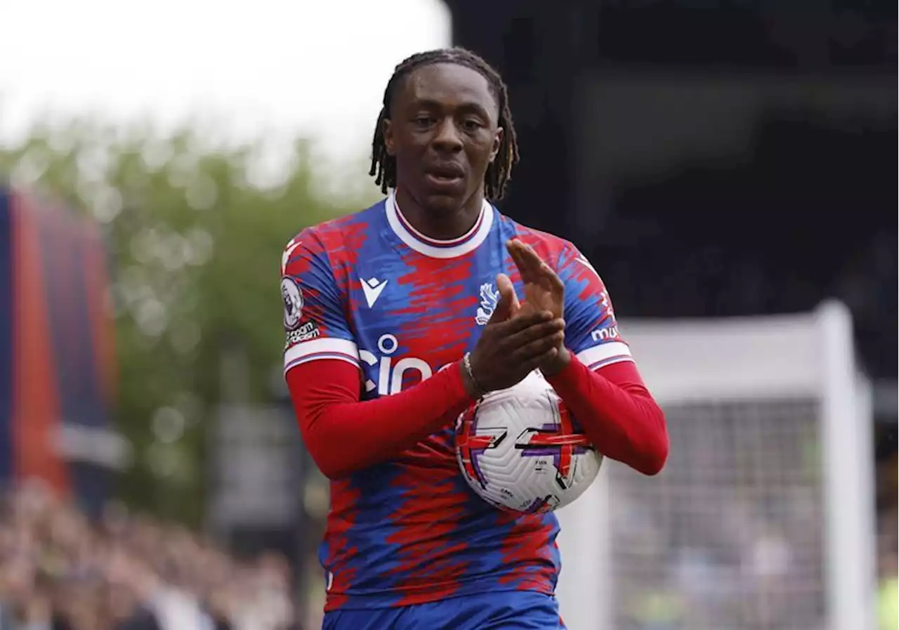 Soccer-Eze double gives Palace 2-0 win over Bournemouth