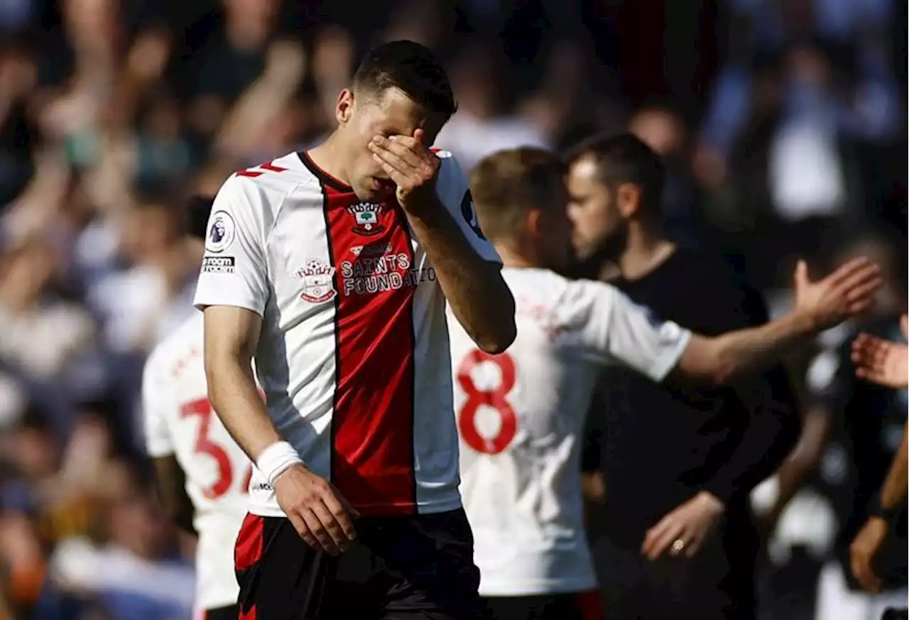 Soccer-Southampton relegated after 2-0 loss to Fulham