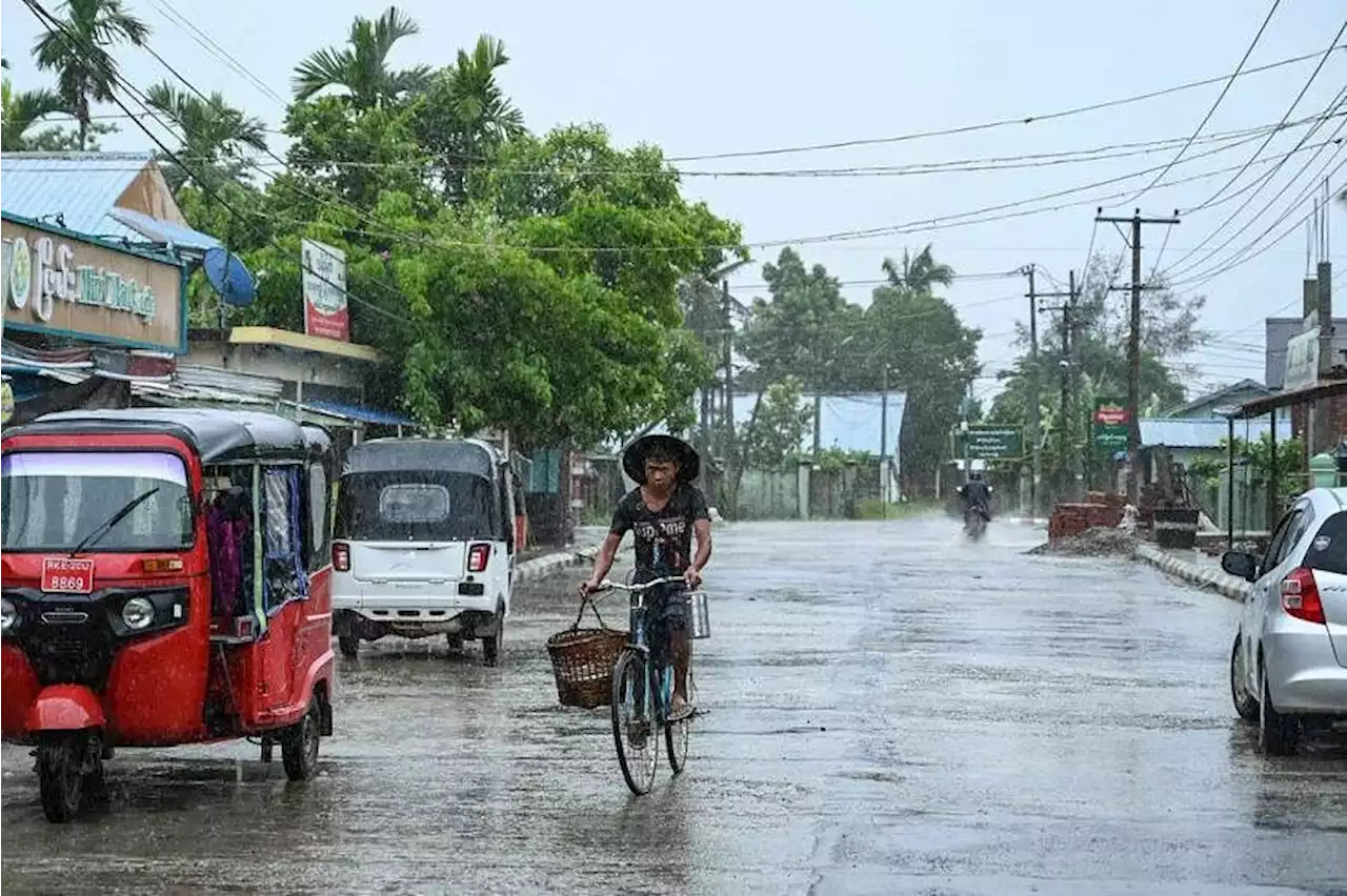 Cyclone Mocha set to crash over Myanmar, Bangladesh