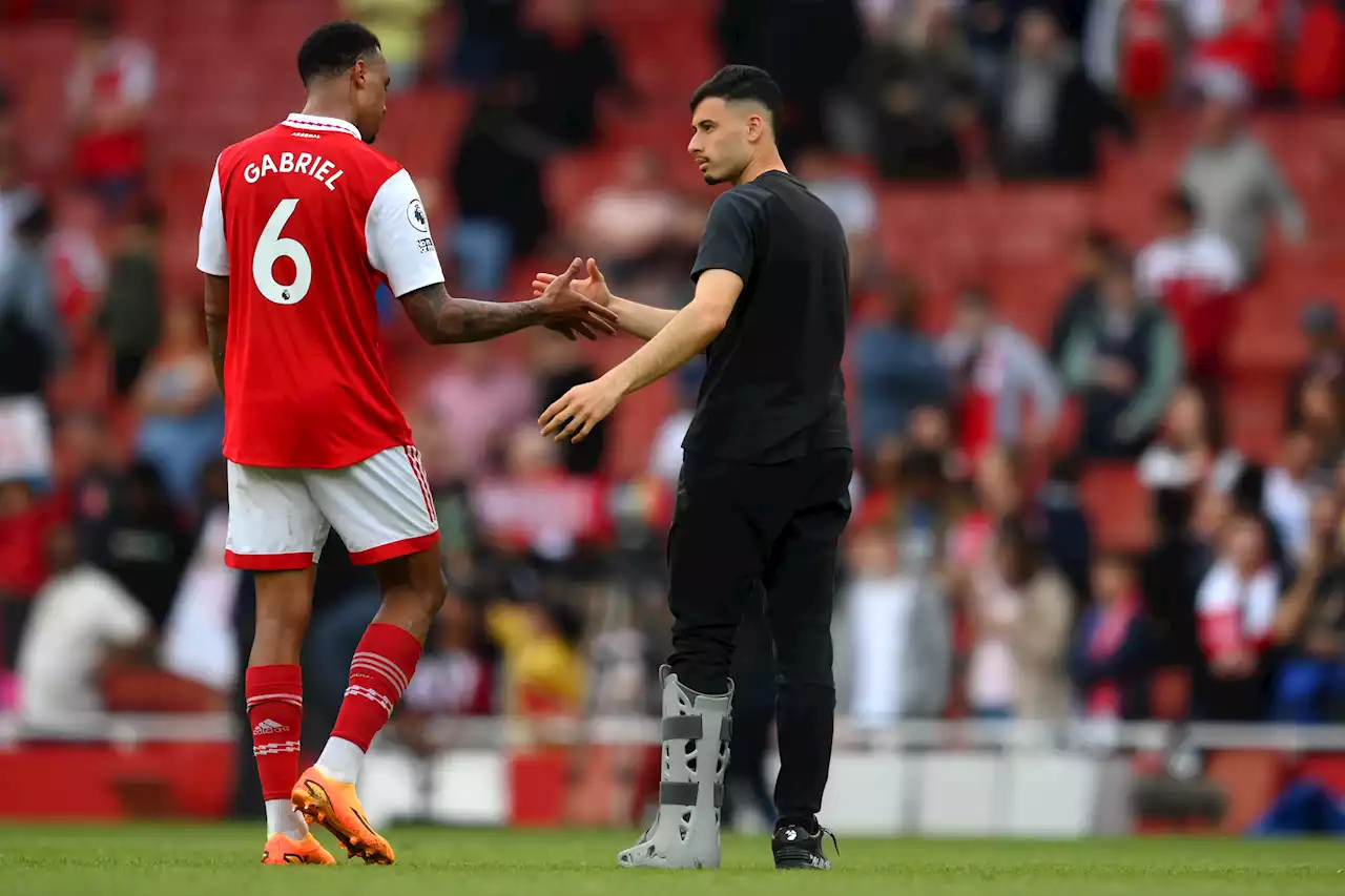 Martinelli wears protective boot after suffering ankle injury during Arsenal defeat