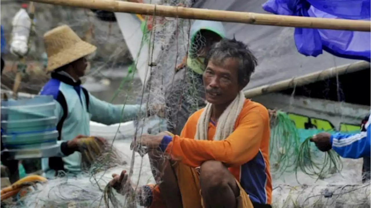 Cerita Nunung Biasa Nunggu Suami Pulang Melaut Kini Bisa Dapat Cuan Tambahan dari Bikin Bubu