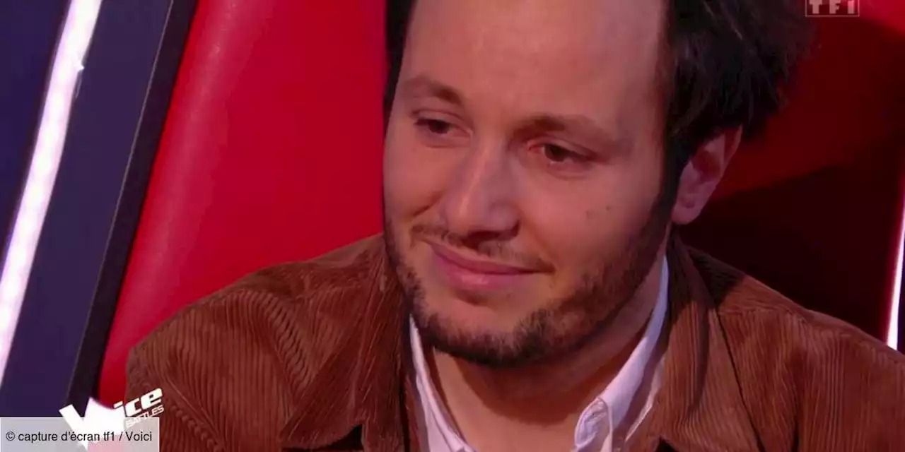 The Voice : Vianney taquiné par Nikos Aliagas après avoir fondu en larmes, il lui répond - Voici