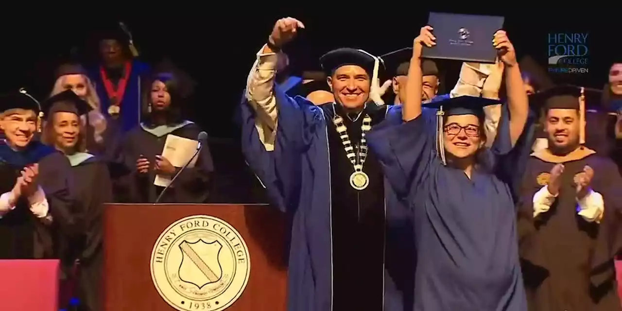 WATCH: Student attends graduation ceremony, accepts diploma 38 weeks pregnant