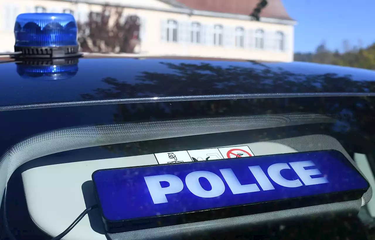 Un policier poignardé par un homme en train de voler de l’essence à Créteil