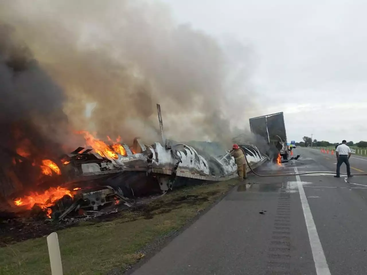 26 people killed in fiery crash of freight truck and passenger van in Mexico