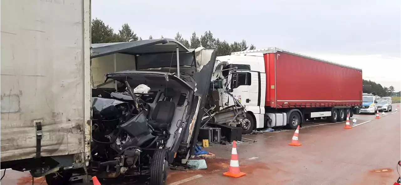 Zwei Verkehrsunfälle – ein Toter, sechs Schwerverletzte und zehntausende Euro Sachschaden, stundenlange Staus --- (Cityreport24-Nachrichtenblog)