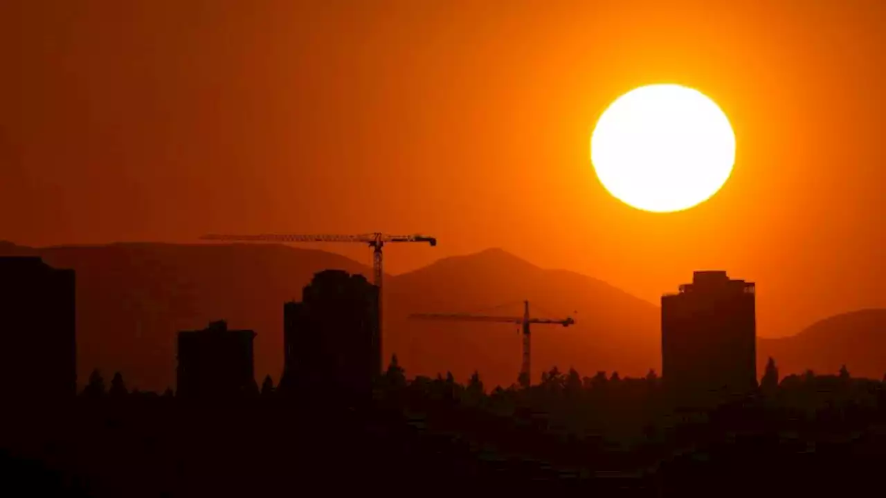 Record-breaking heat scorches the western US and Canada as wildfires continue to rage | CNN