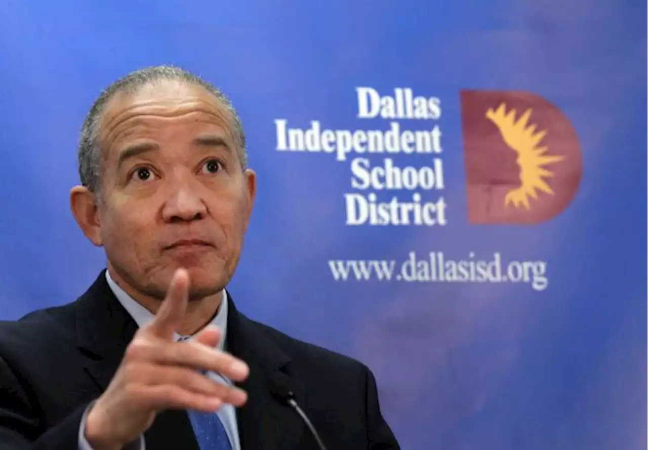 Former Dallas ISD superintendent could be ‘chosen’ to lead Houston ISD, Houston mayor says