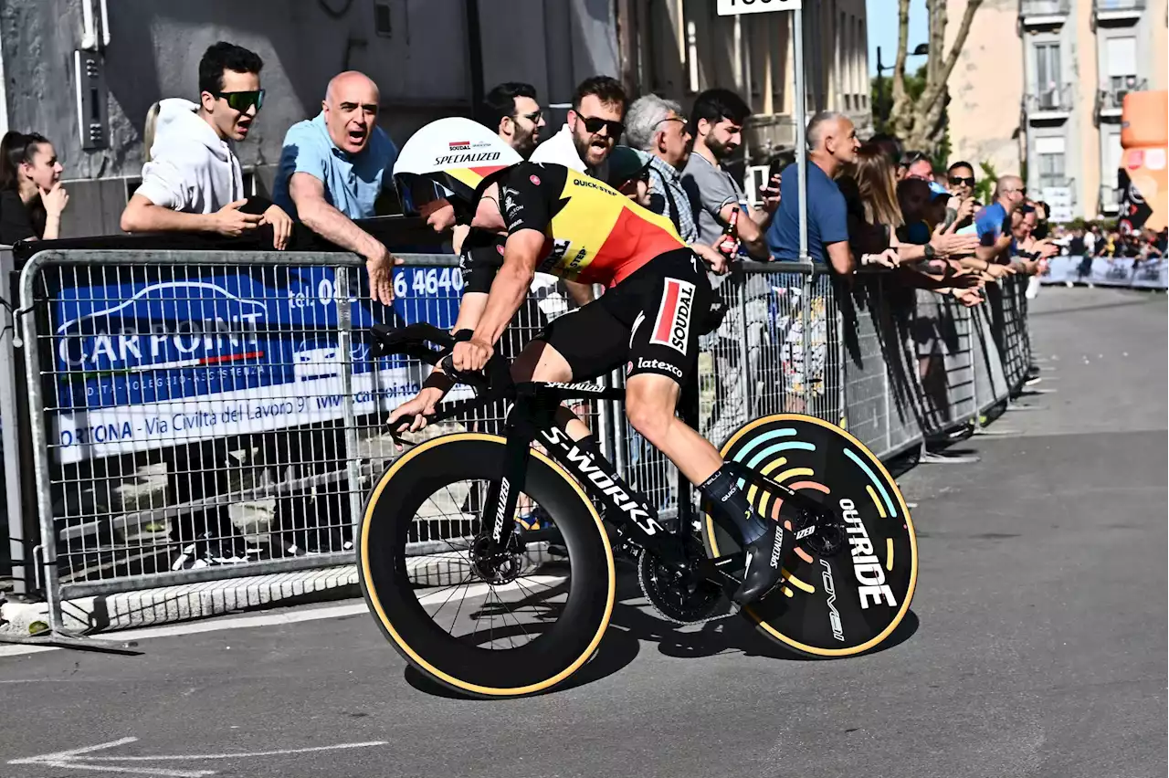 El Giro de Italia se queda sin líder: Remco Evenepoel abandona la carrera por salud