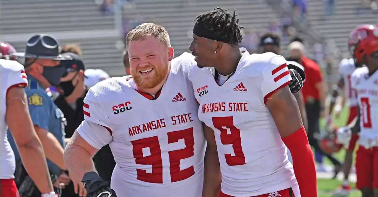 Seahawks make Mario Edwards official and add another nose tackle