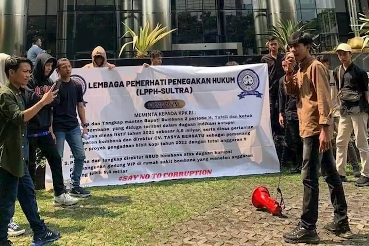 LPPH Sultra Adukan Mantan Bupati Bombana Tafdil ke KPK - Jawa Pos