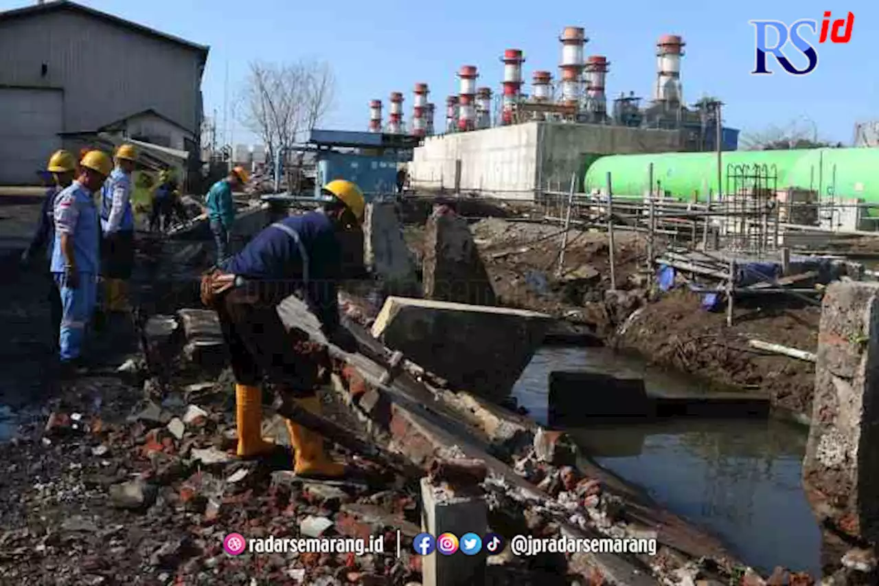 Sayung Rob Tinggi, Kaligawe Macet Parah