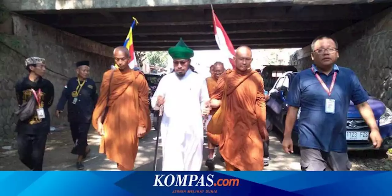 Cerita Biksu Ikut Tradisi Thudong, Berjalan Ribuan Kilometer dan Hanya Makan Sekali Sehari