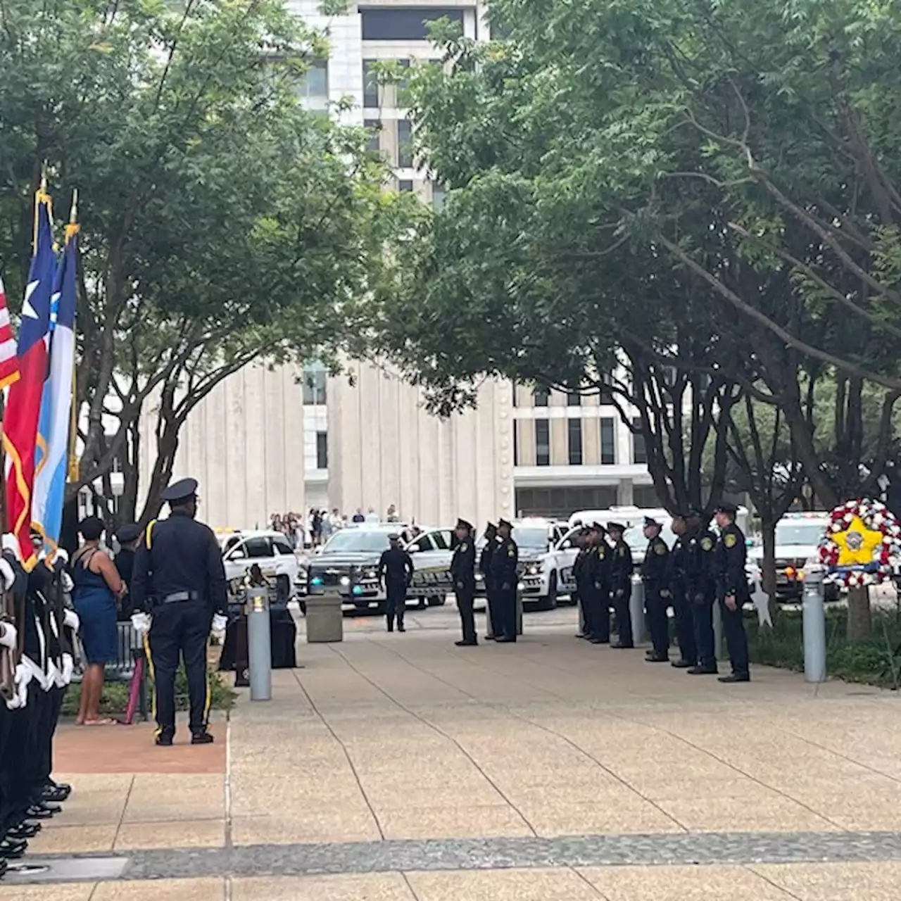 Texas law enforcement marks Peace Officers Memorial Day - KRLD News