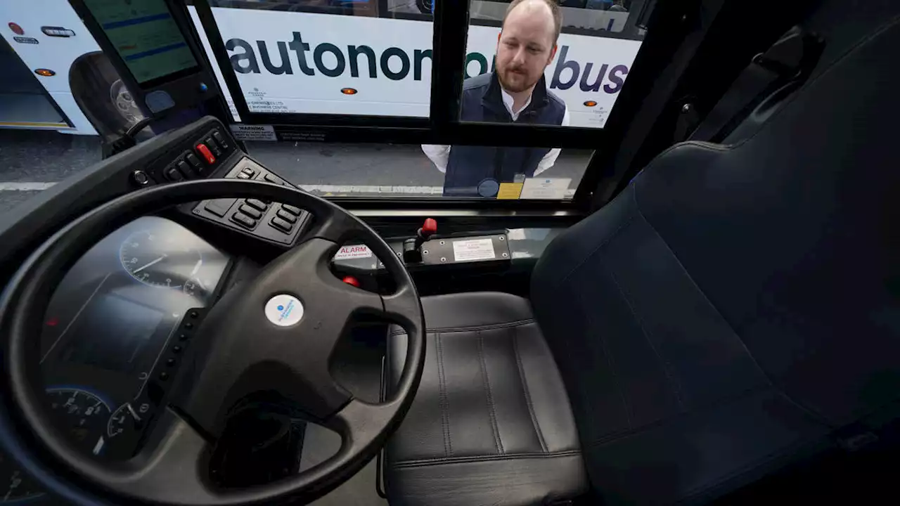 ‘Autonomous’ driverless buses which need two staff on board launch in Edinburgh