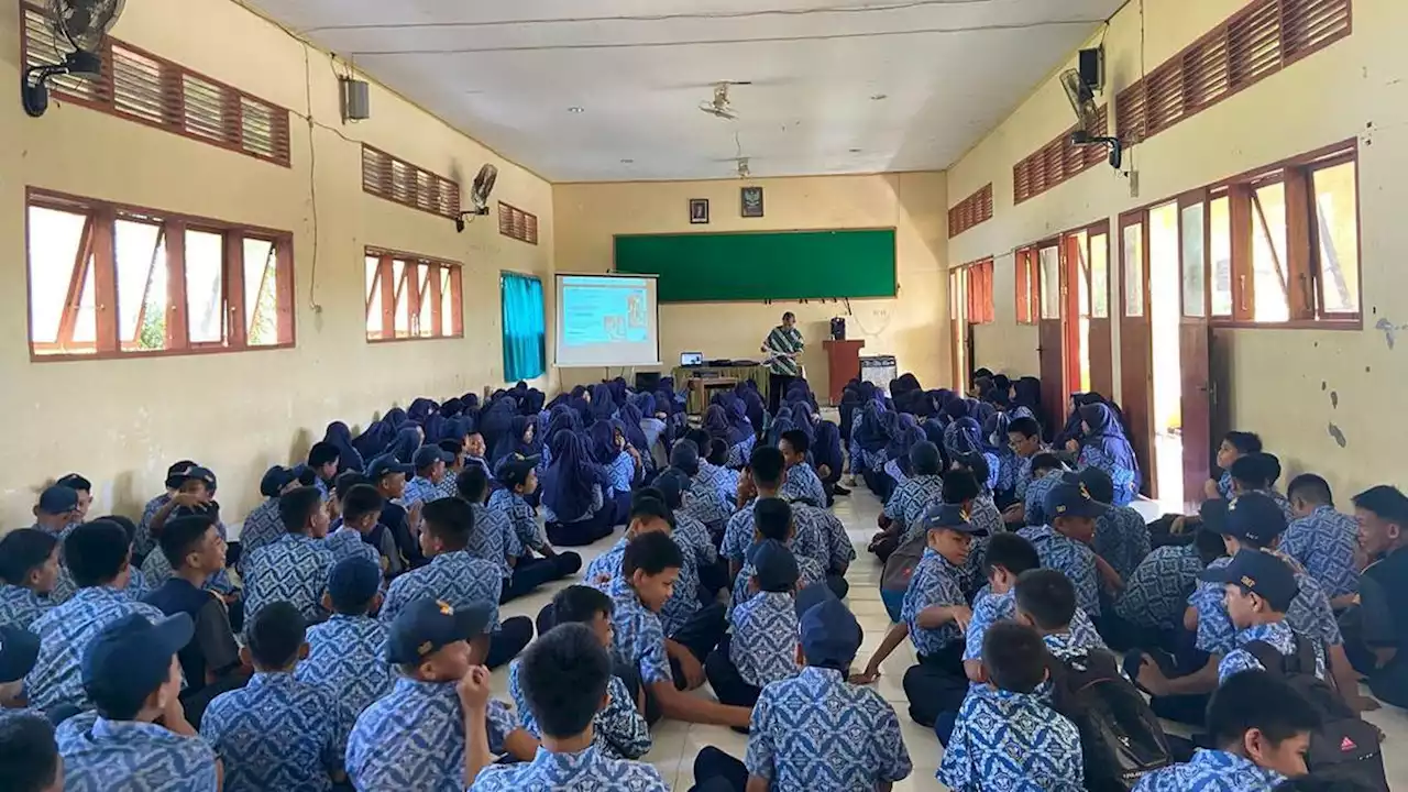 Kemenkominfo Ajak Siswa Madrasah Ibtidaiyah di Bogor Kenali dan Hentikan Cyberbullying