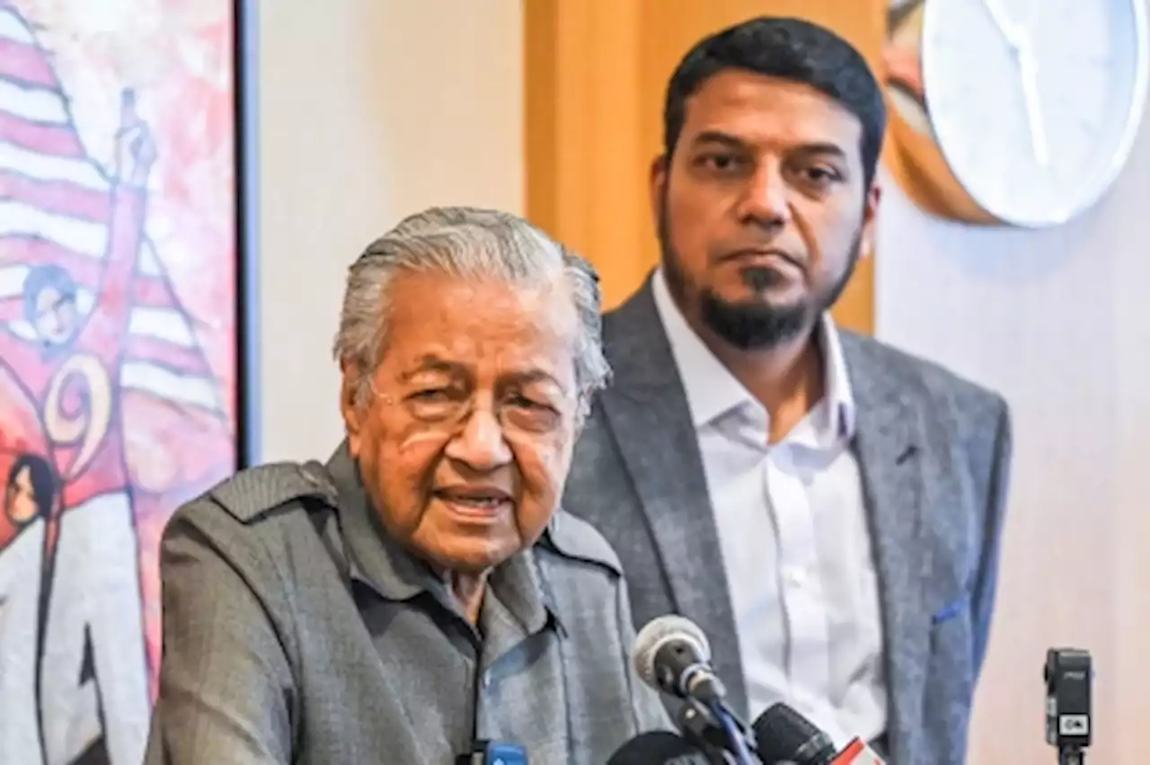 Dr Mahathir keeps up challenge for Anwar to prove ill-gotten wealth