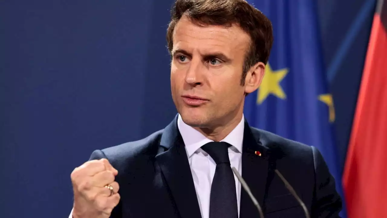 France: Emmanuel Macron sature l'espace médiatique et affiche sa volonté de rester dans l'action