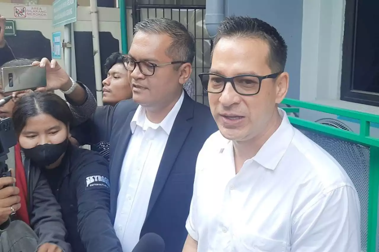 Ari Wibowo dan Inge Anugrah Gagal Mediasi, Sidang Cerai Berlanjut