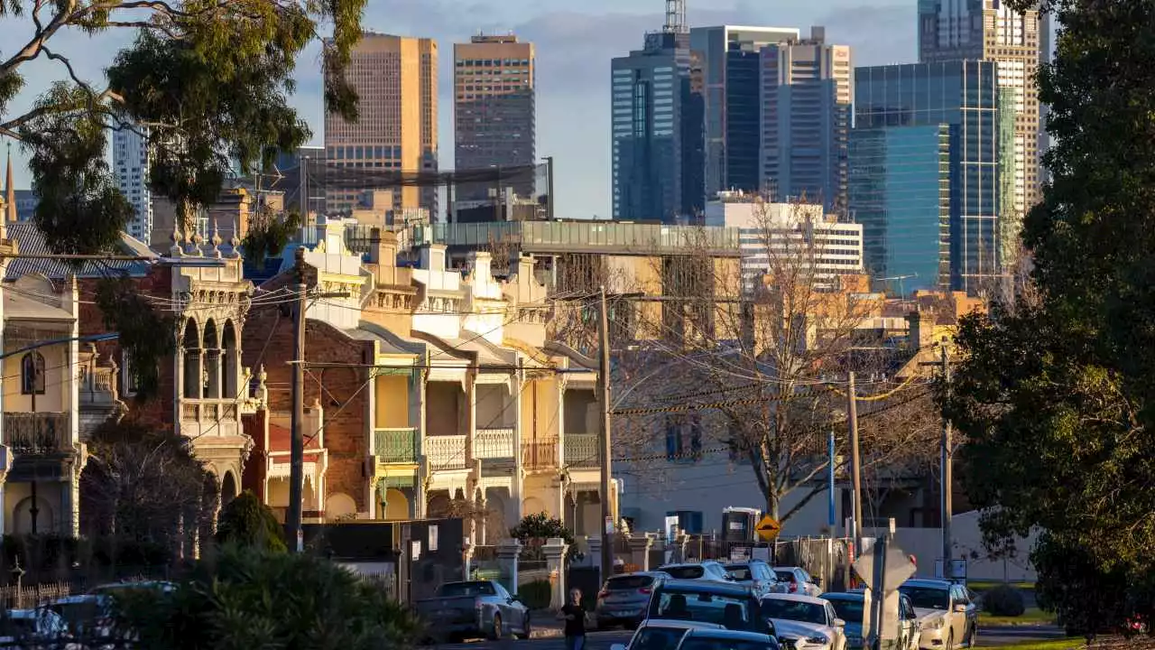 Victorian government weighs up axing stamp duty