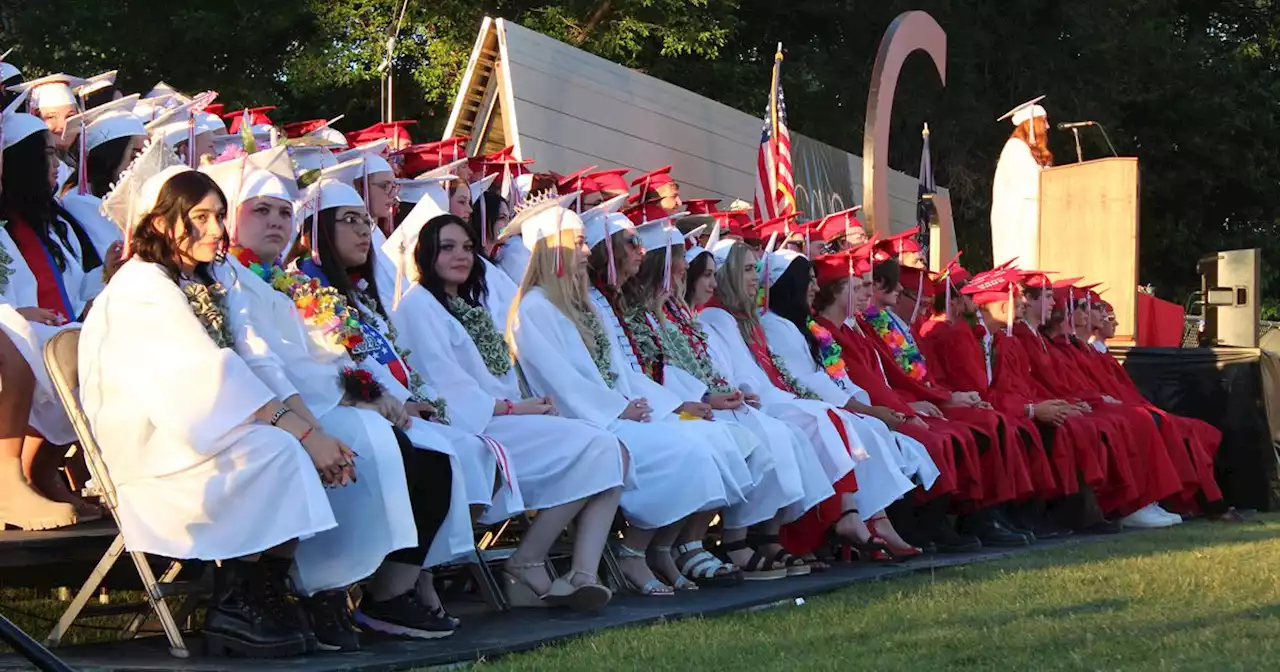 Moab-area high school changes its gender-specific graduation robe policy again