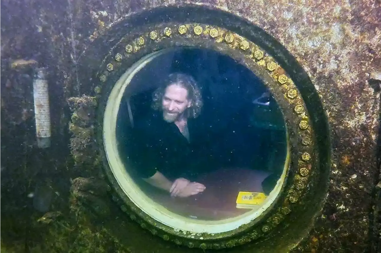 Under the sea: US man breaks record for longest time living underwater