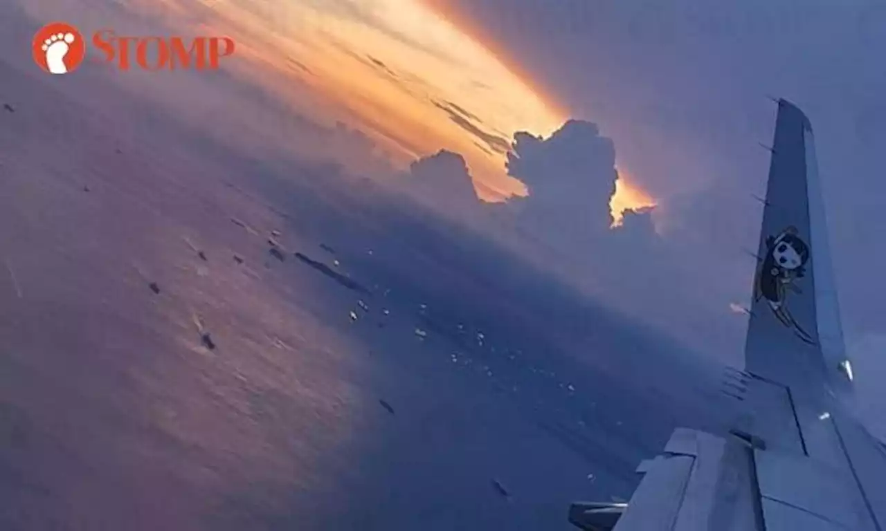 Merlion or Godzilla? Netizens divided on what the clouds look like in Stomper’s video