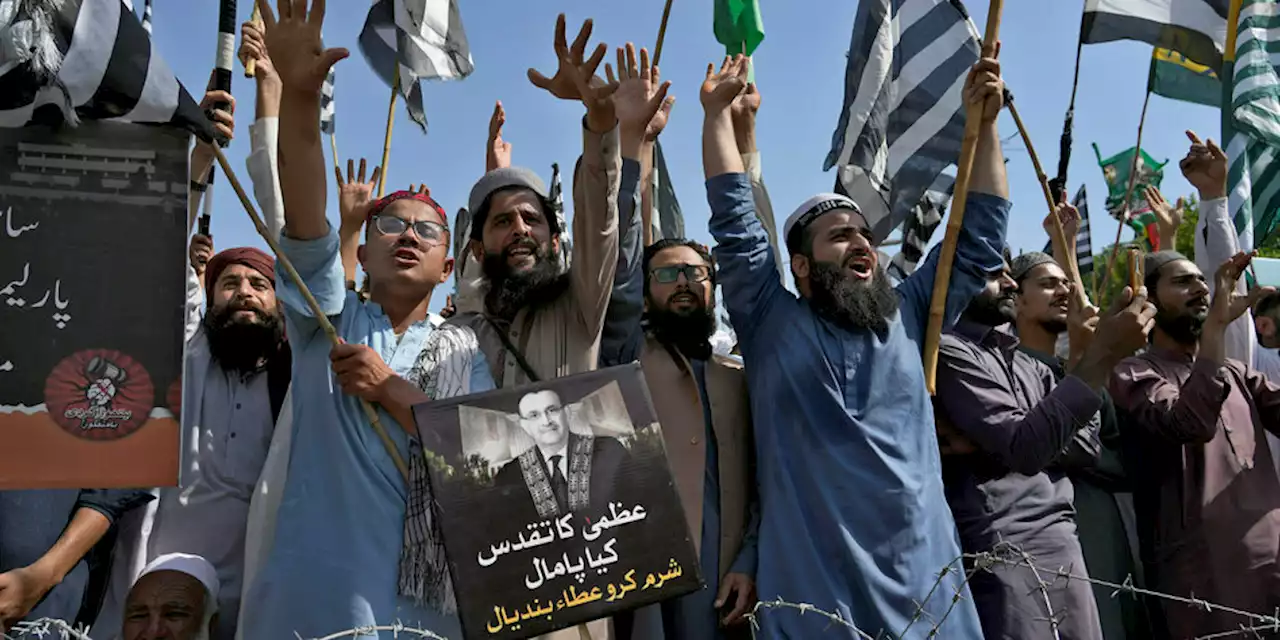 In Pakistan tobt ein Machtkampf: Proteste gegen obersten Richter