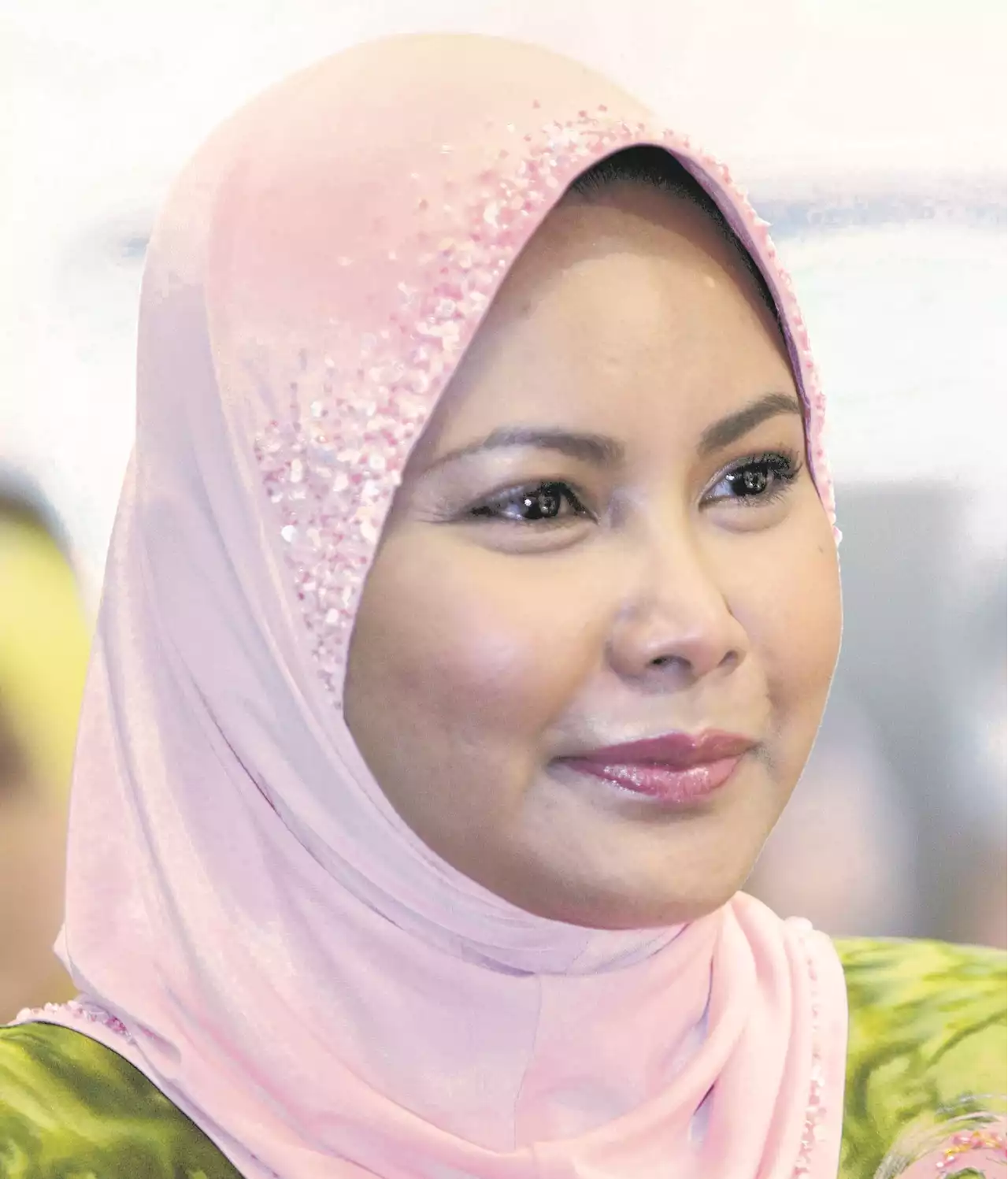 Tiada campur tangan istana dalam kes memfitnah Sultanah Nur Zahirah - Pendakwa