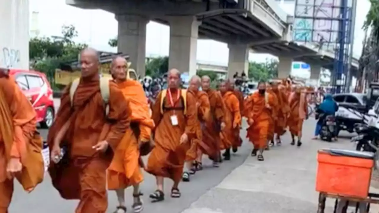 Cerita di Balik Perjalanan 32 Biksu dari Thailand ke Candi Borobudur