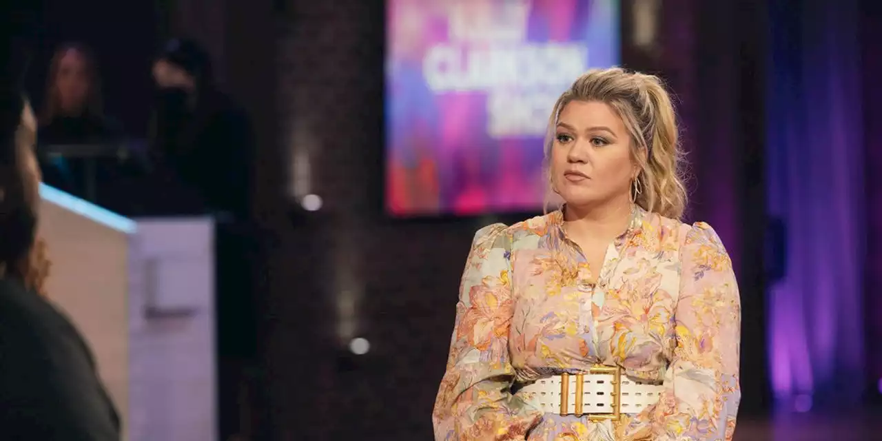 Kelly Clarkson Addresses Accusations of a Toxic Work Environment on Her Show