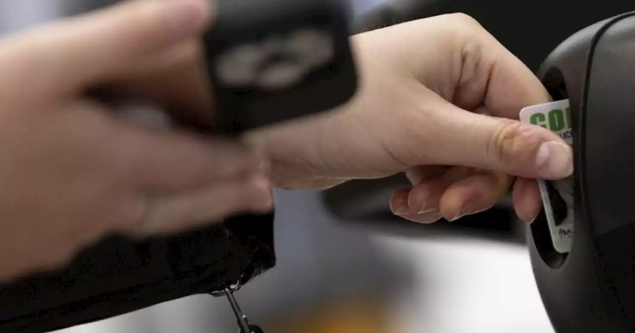 TSA testing facial recognition technology, prompting privacy concerns