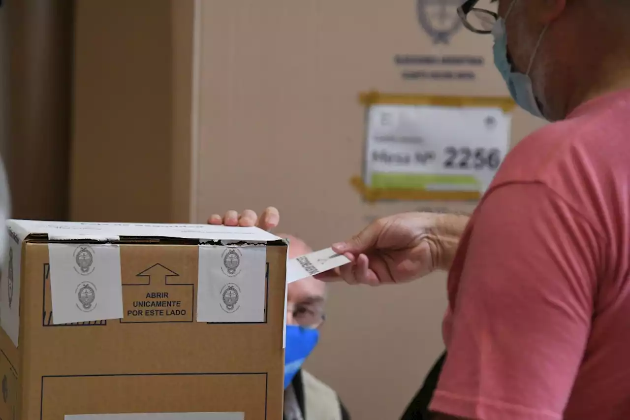 Fin de semana electoral en Argentina: el oficialismo peronista gana en 3 provincias