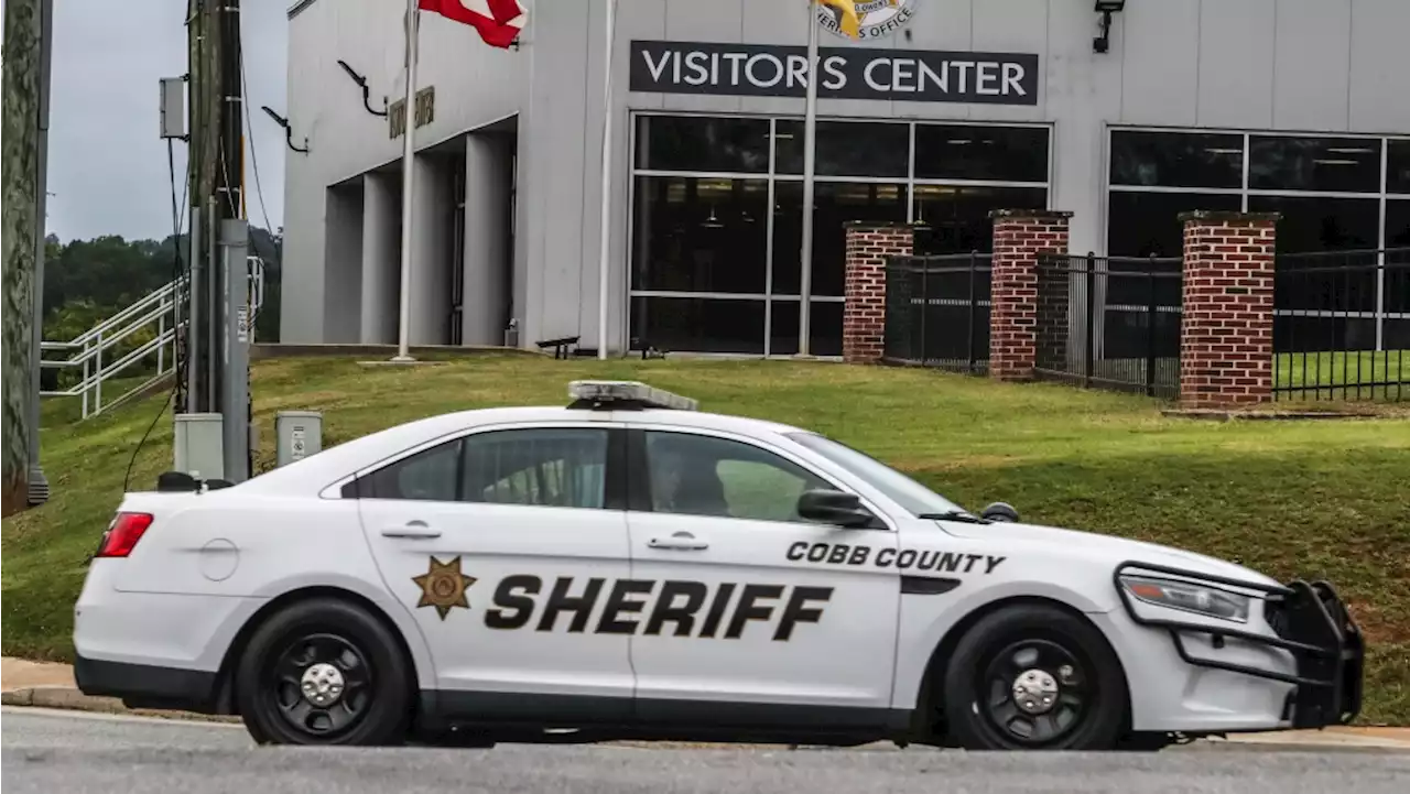 Georgia sheriff agrees to policy review to settle students' race discrimination complaint