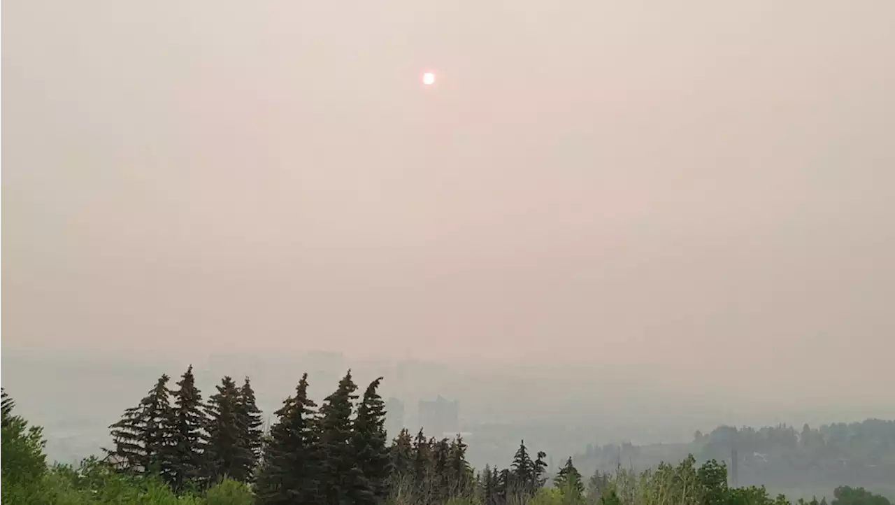 Wildfire smoke leads to special air quality statement in Calgary