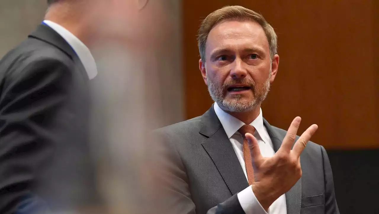 (S+) Wie Finanzminister Christian Lindner die Lücke im Haushalt 2024 stopfen will