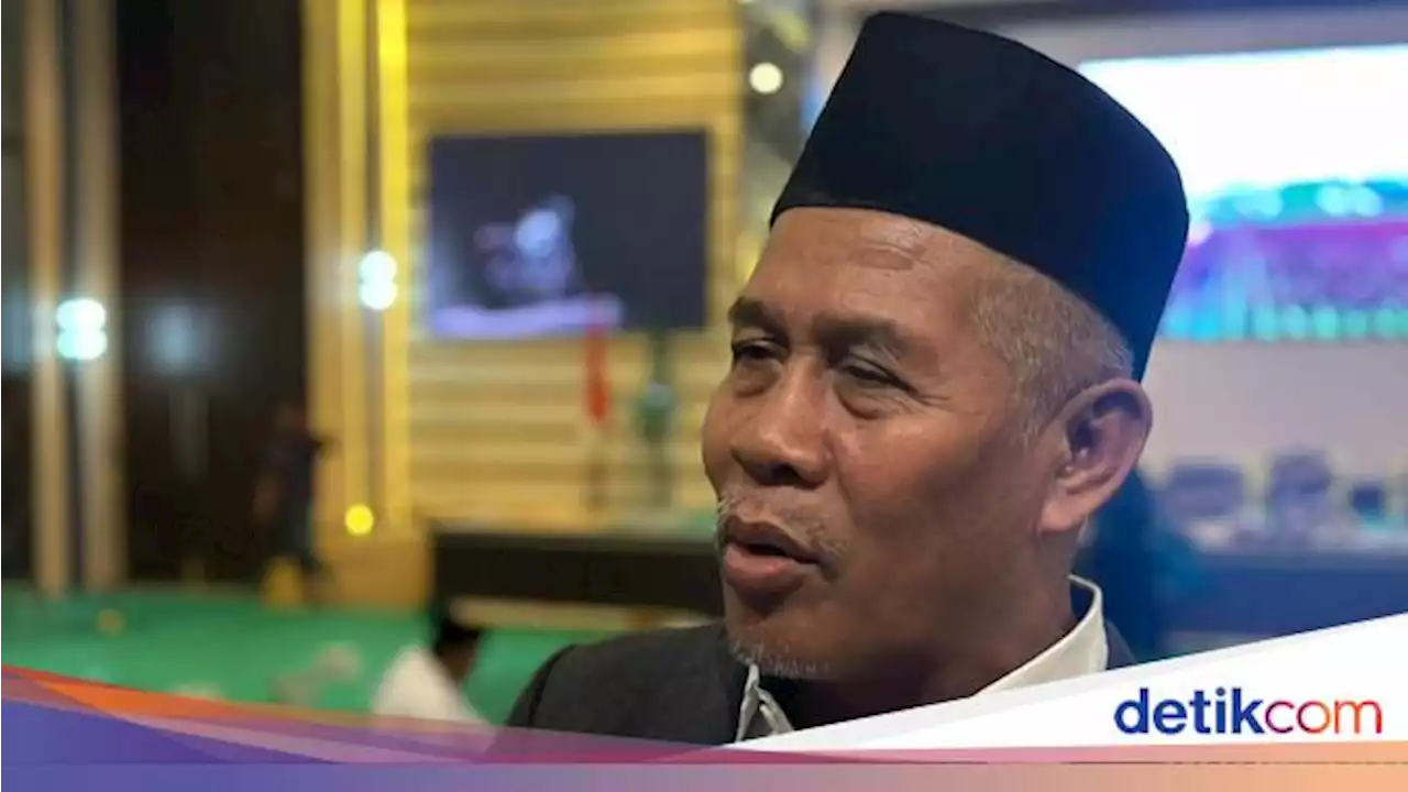 KH Marzuki Mustamar Blak-blakan Awal Bertemu Hanan Attaki Sebelum Dibaiat NU