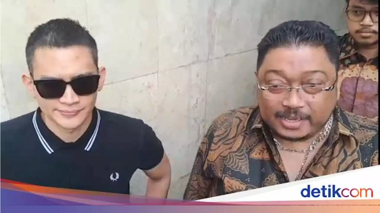 Pengacara Sebut Rezky Aditya Video Call dengan WN Rusia, Tak Sadar Direkam