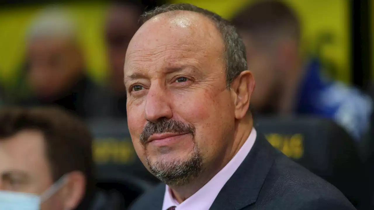 Benitez picks between former clubs Liverpool and Newcastle as he makes top-four prediction - Football365