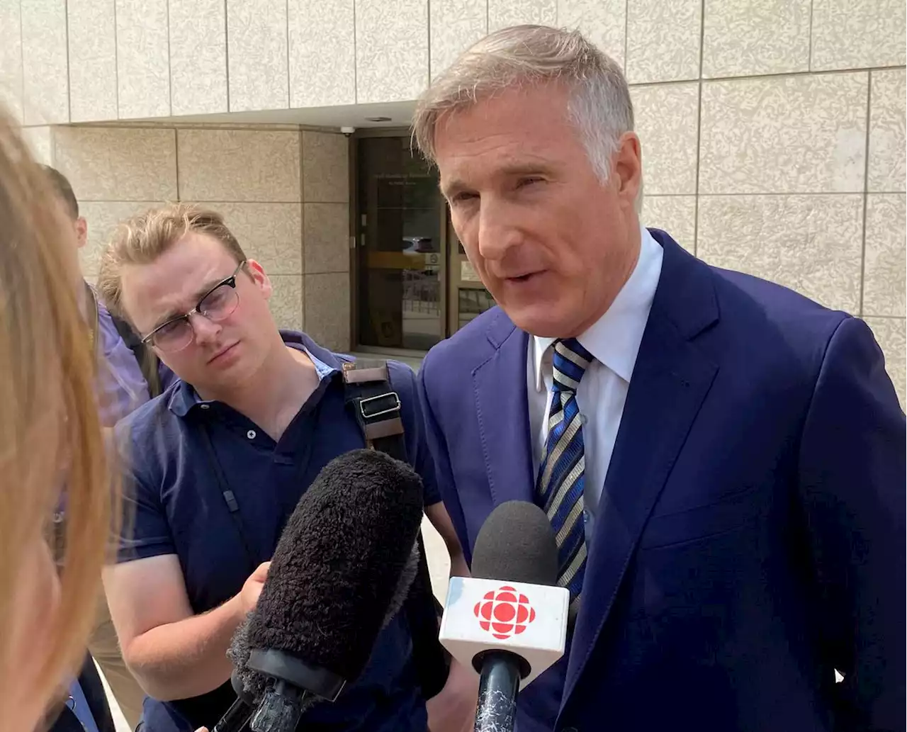 Maxime Bernier fined $2,000 for violating Manitoba COVID-19 public health orders