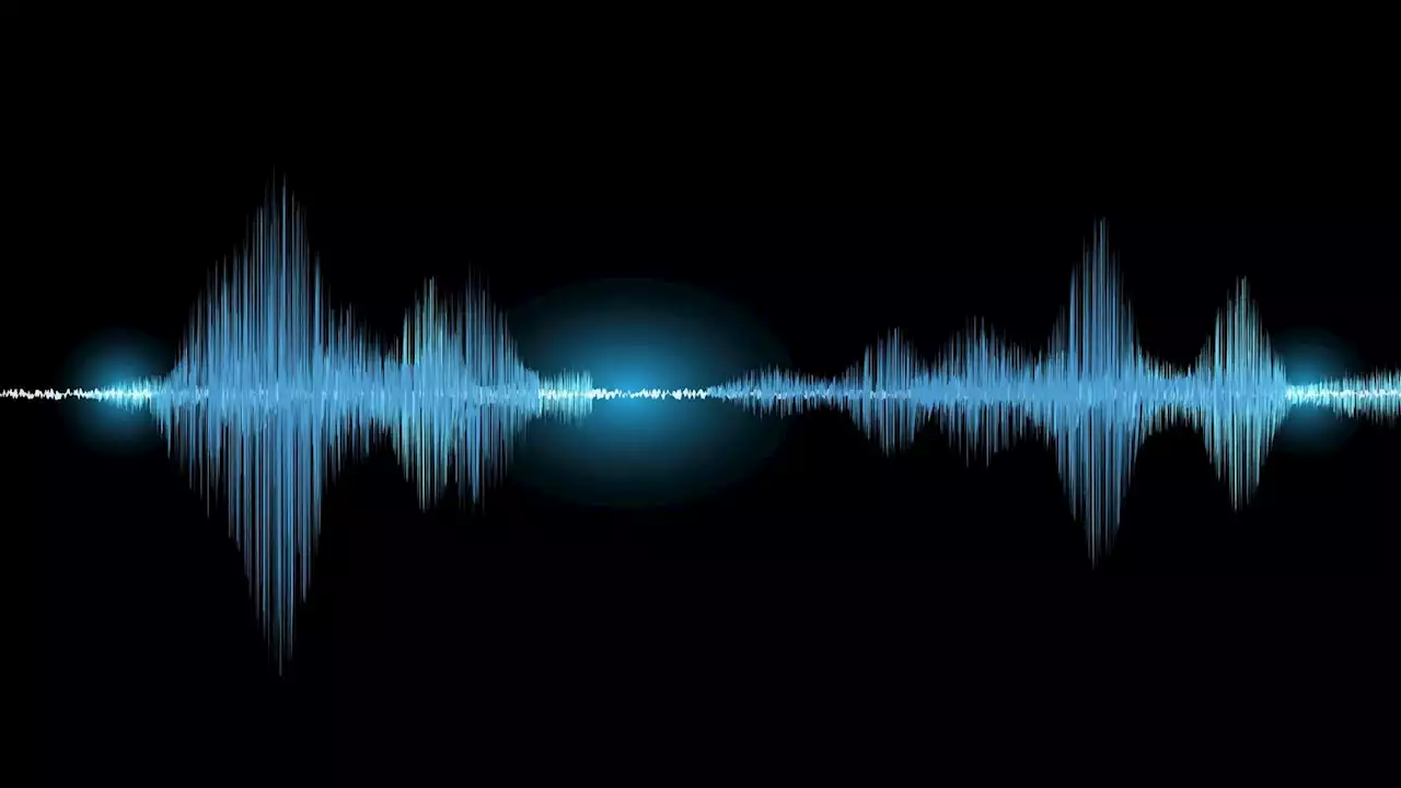 Groundbreaking study reveals strong and changeable magnetic field surrounding repeating fast radio burst