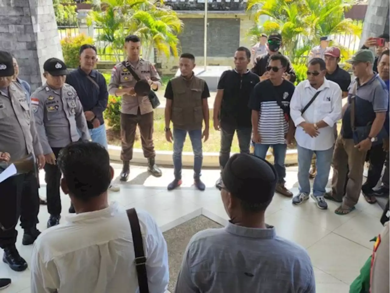 Pekerja PETI Datangi DPRD Kapuas Hulu