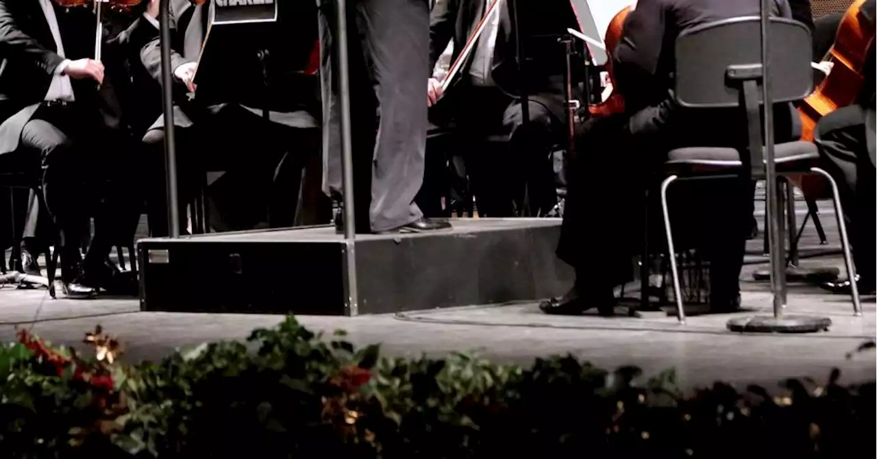 À la Philharmonie de Paris, des sacs à dos vibrants pour les sourds et malentendants